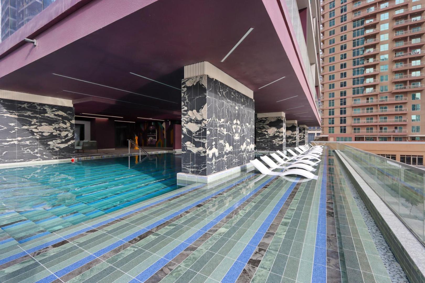 Livbnb-embrace Luxury And Comfort In Prime 1br,jlt Apartment